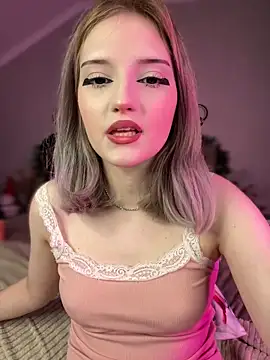 YunnaTyan's cam snapshot