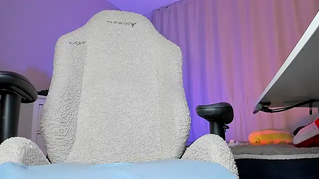 pink_hell_'s cam snapshot