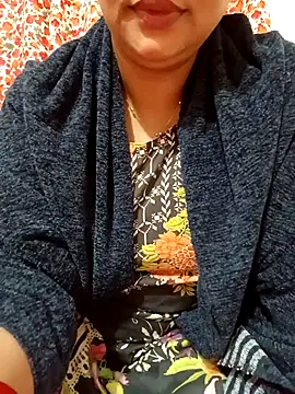 Priya_Boudi's cam snapshot