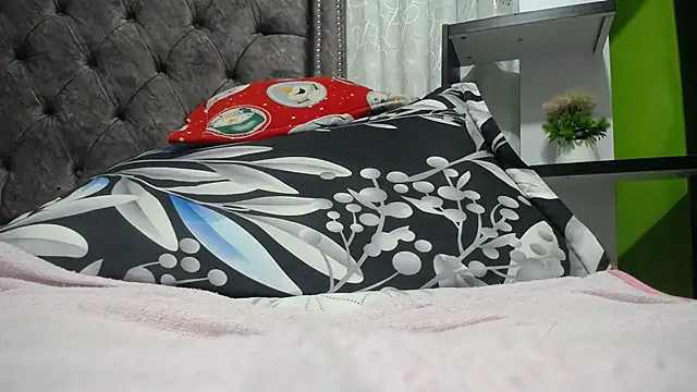 ANA-BULLOCK-'s cam snapshot