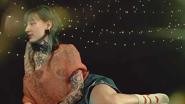 Littlespacemouse's cam snapshot