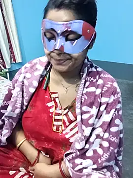 Naughty-Chaaya live sex cam