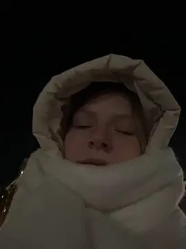 MaryHiggins's cam snapshot