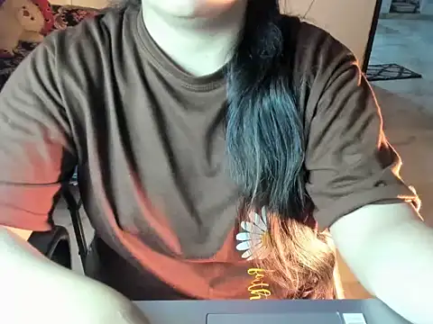 Divya68's cam snapshot