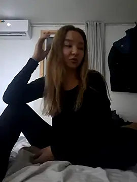 SherrylShaw's cam snapshot