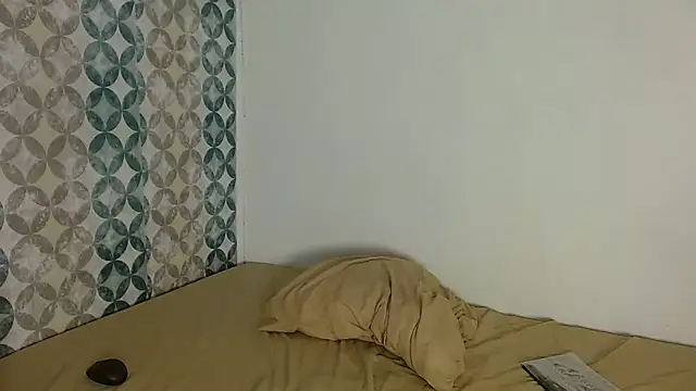 Emilybateee's cam snapshot