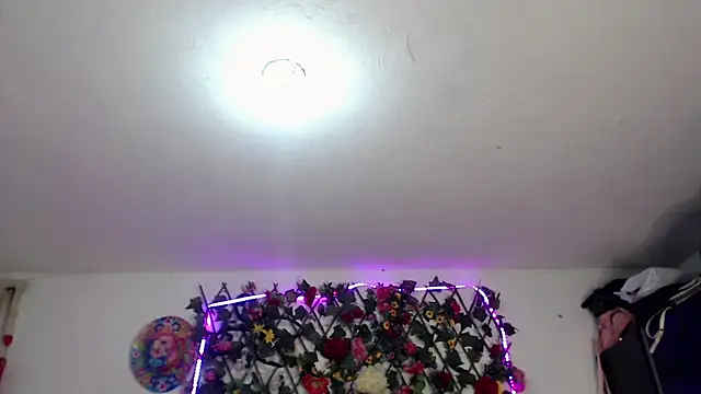 sexysusan4you's cam snapshot