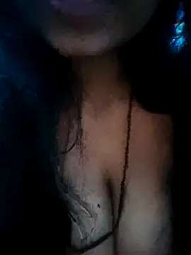 Hot_Goldess111's cam snapshot