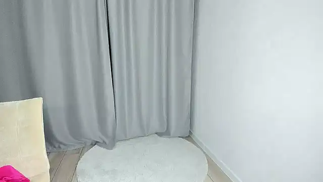 PhoebeMay's cam snapshot