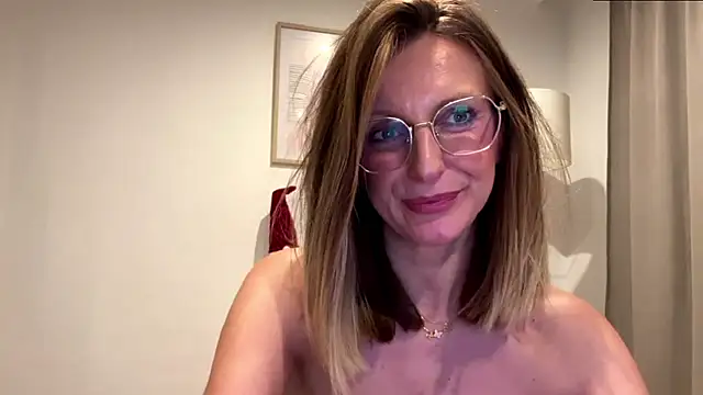 HornyJudith's web cam