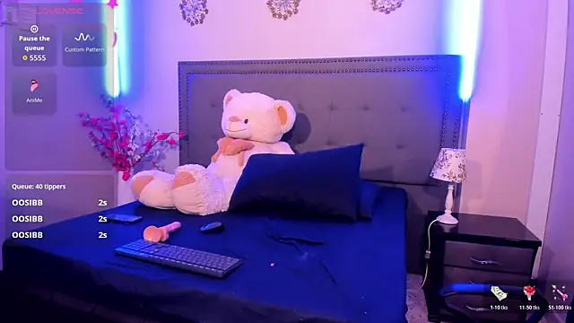 CamiNavarro's cam snapshot