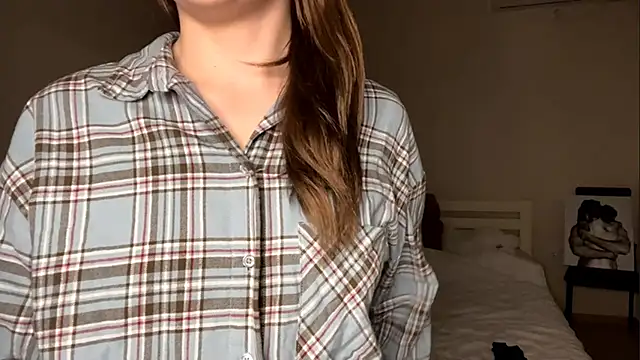 MyraLitterers's cam snapshot