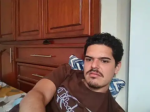 Hot_Contrasts's cam snapshot