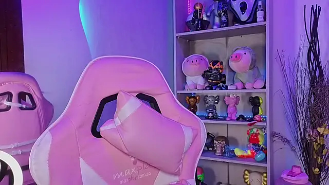 EmilyMiller_ live sex cam