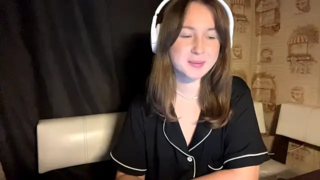 Tessa_Muse's cam snapshot