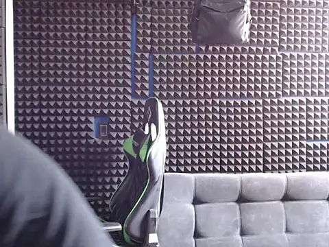 Mr_Lollipop77's cam snapshot