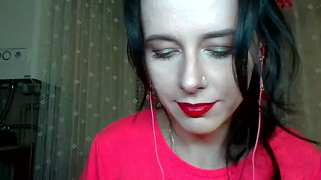 LuminousLady's cam snapshot