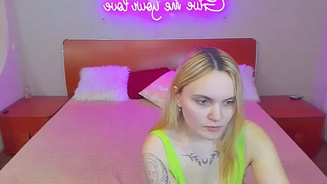 MagicEyess's cam snapshot