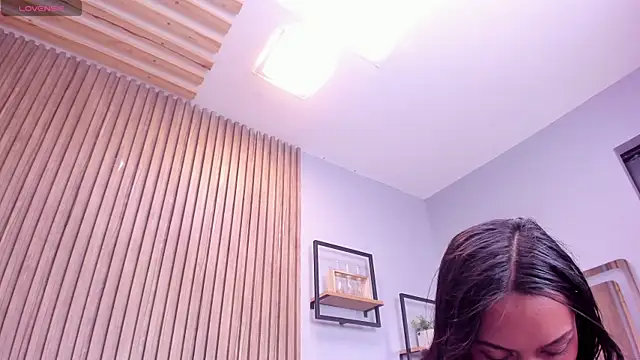 Nicole_Fire's cam snapshot