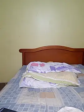 hotty_gyal792's cam snapshot