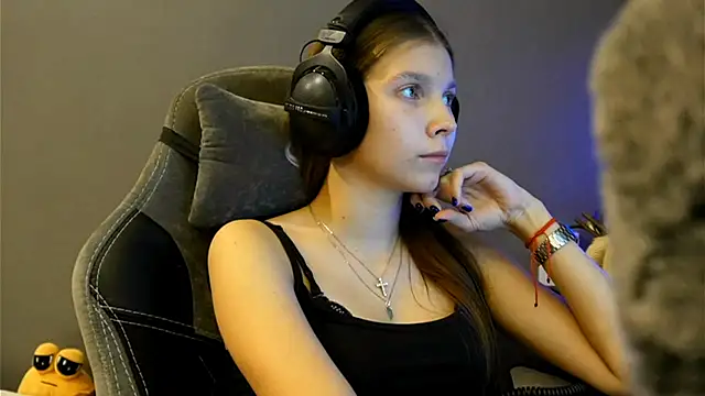 Softixq's cam snapshot