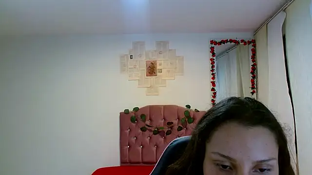 scarlet160920's web cam