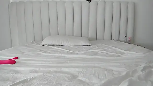 Meganbelford1 live sex cam