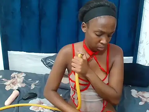 SlimBitch202 live sex cam