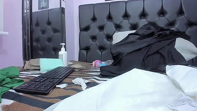 Adrianasex_69x's cam snapshot