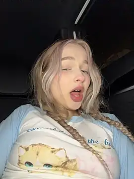 -teenytiny-'s cam snapshot