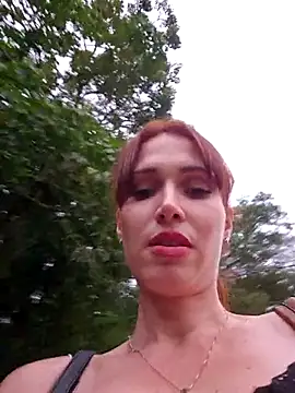 Irresistible24's cam snapshot