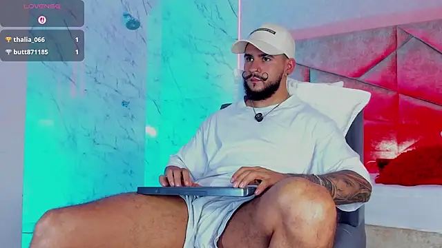 DickGriffith_'s cam snapshot