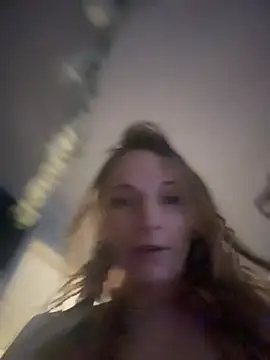 PrettiPluto's cam snapshot