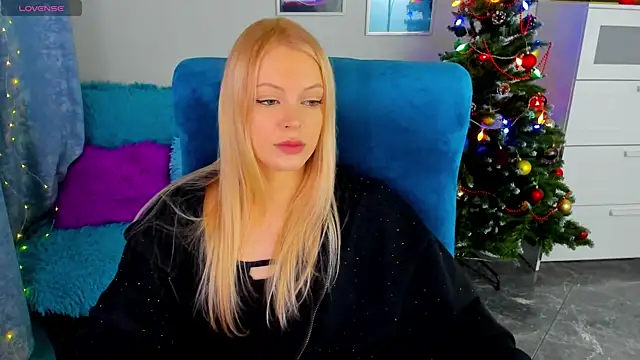 KatherineePierce's cam snapshot