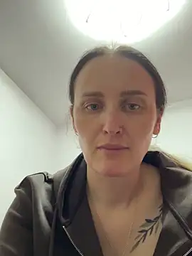 TomilaSi's cam snapshot