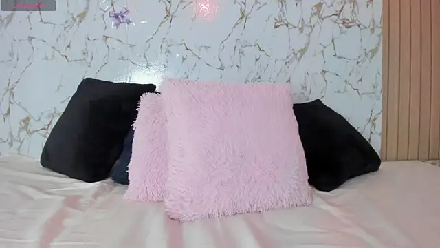 Christal_Golden live sex cam