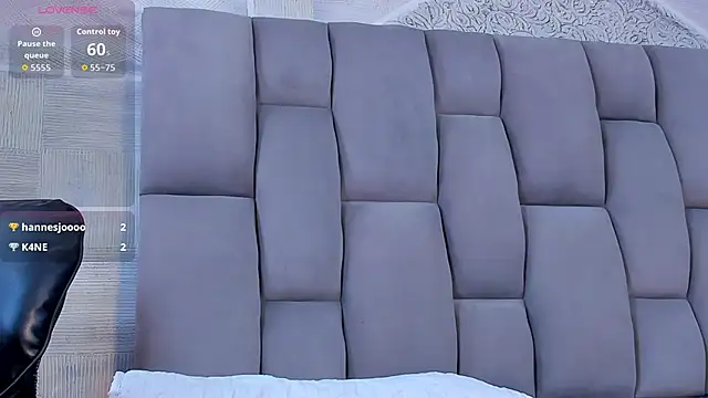 AliceStevenss_'s cam snapshot