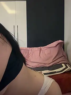 MGirlCute's cam snapshot