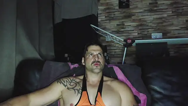 XxBigboybandxX live sex cam