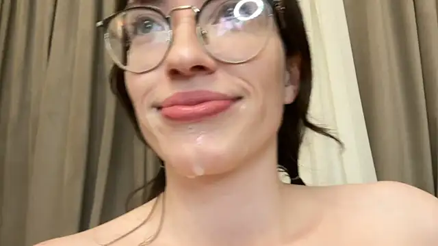 Kelly_Berry__ live sex cam