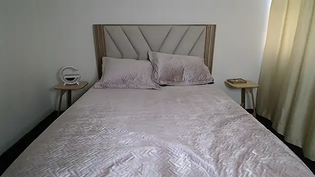 swweettnatashaa's cam snapshot