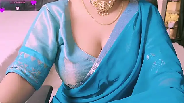 Khaleesiiii's cam snapshot