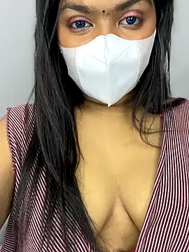 -------Tamil_Moli-------'s cam snapshot