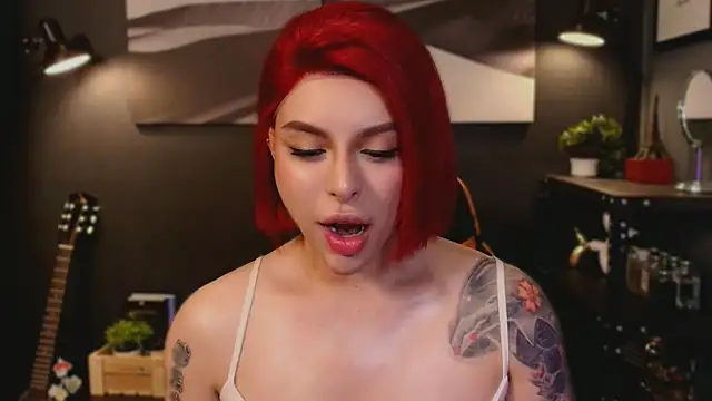 LetisiaRocks live sex cam