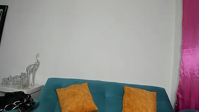 Victoria_Jonness live sex cam