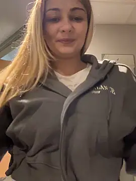 skyemorgan01 live sex cam