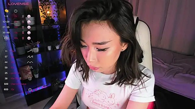 sensualily live sex cam