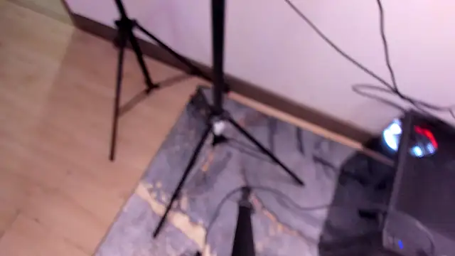 susan_dl's cam snapshot