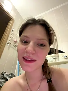 MaryHiggins live sex cam