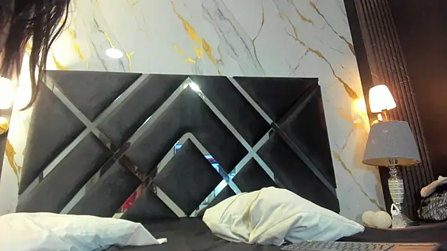 FannySaenz's cam snapshot